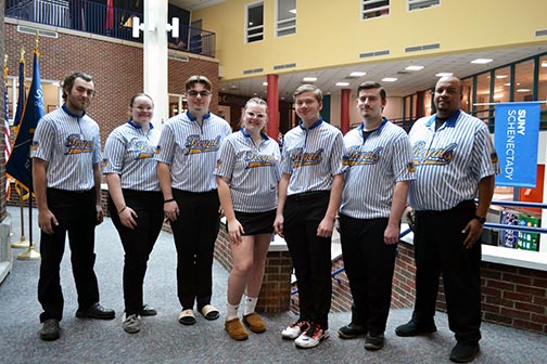 The 2022-2023 SUNY Schenectady Bowling team.