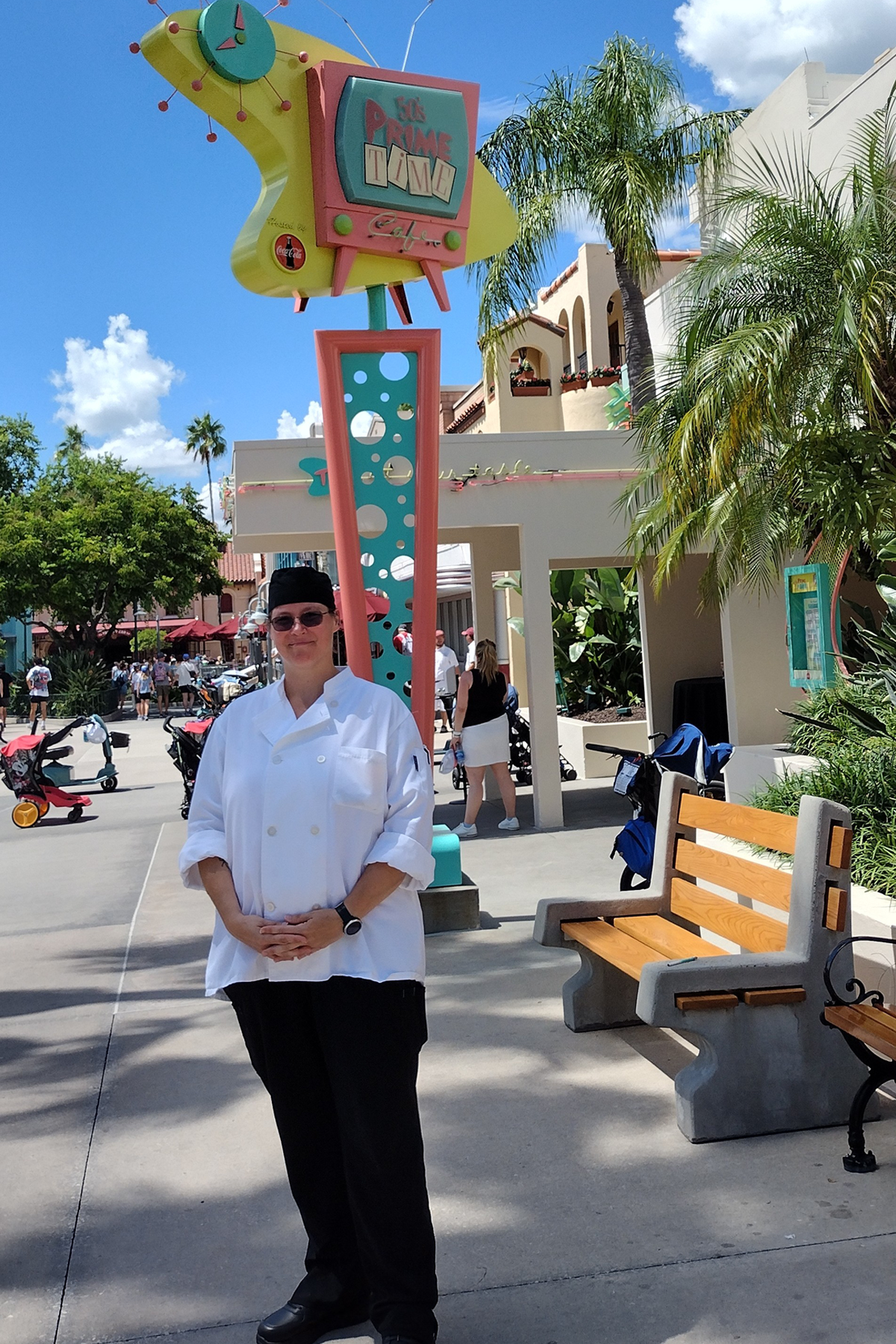 Betty Hassinger, Culinary Arts major with a concentration in Baking, is front of 50’s Primetime Café at Disney’s Hollywood Studios.